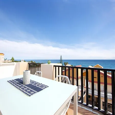 Pretty With Balcony Apartment *