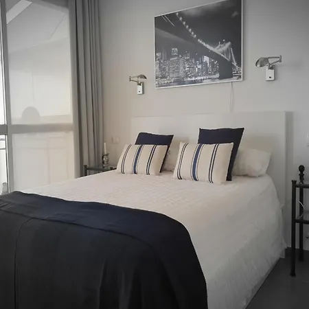 Pretty With Balcony Apartment *